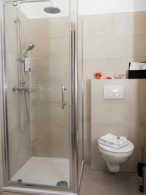 Polai Boutique Apartments With Free Parking Esterno foto